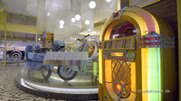 FliegendeKamera-innen-Ausstellung-im-Museum-PS.Speicher-Cafe